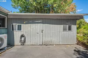 7526 SW Capitol Hill Rd, Portland, OR 97219 - Photo 21