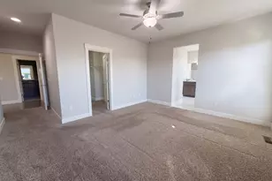 3746 SW McKinley St, Gresham, OR 97080 - Photo 7