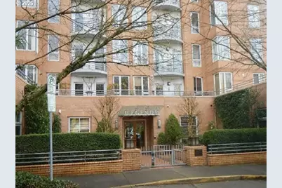 1132 SW 19th Ave #706, Portland, OR 97205 - Photo 1