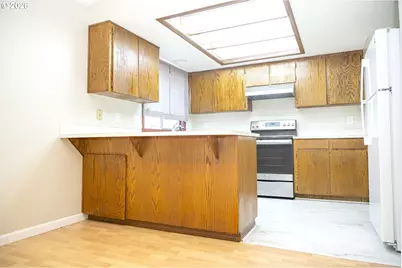 3522 SE 68th Ave, Portland, OR 97206 - Photo 5