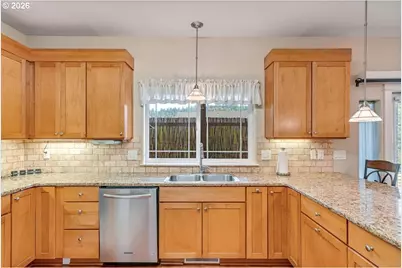1304 Frontier St, Silverton, OR 97381 - Photo 13