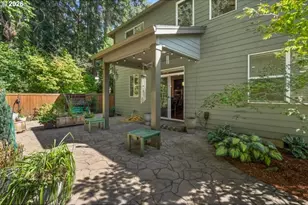 235 NW Milne St, Hillsboro, OR 97124 - Photo 39