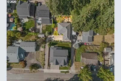 235 NW Milne St, Hillsboro, OR 97124 - Photo 43