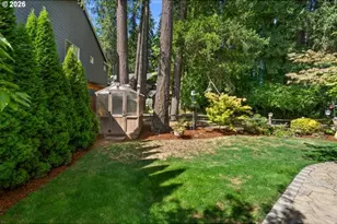 235 NW Milne St, Hillsboro, OR 97124 - Photo 35