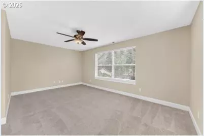 235 NW Milne St, Hillsboro, OR 97124 - Photo 31
