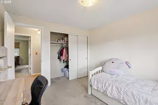 691 SW Linneman Ct, Gresham, OR 97030 - Photo 21