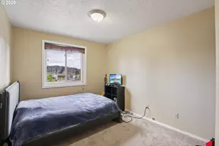 691 SW Linneman Ct, Gresham, OR 97030 - Photo 23