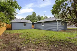 8923 SE Clinton St, Portland, OR 97266 - Photo 29