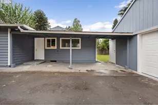 8923 SE Clinton St, Portland, OR 97266 - Photo 25