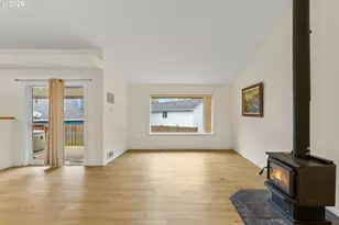 720 SW Pioneer Ct, Willamina, OR 97396 - Photo 5