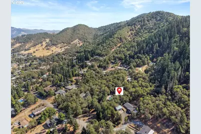 715 Jodee St, Myrtle Creek, OR 97457 - Photo 29