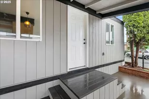 8951 SE Fuller Rd, Happy Valley, OR 97086 - Photo 5