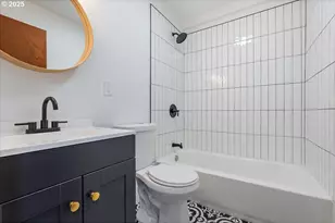 8951 SE Fuller Rd, Happy Valley, OR 97086 - Photo 15