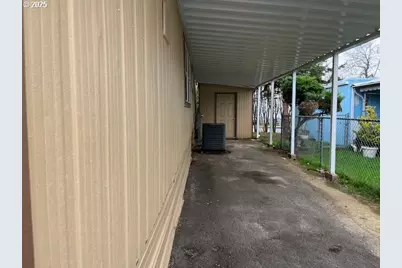 16901 SE Division St #50, Portland, OR 97236 - Photo 17