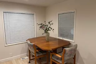 16901 SE Division St, Portland, OR 97236 - Photo 5