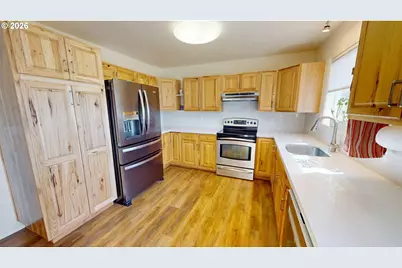 30404 Hillside Ter, Gold Beach, OR 97444 - Photo 5