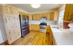 30404 Hillside Terrace, Gold Beach, OR 97444 - Photo 5