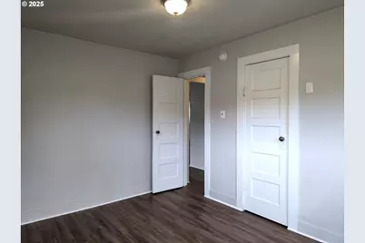47564 School St, Oakridge, OR 97463 - Photo 17