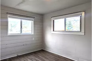 47564 School St, Oakridge, OR 97463 - Photo 15
