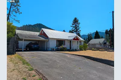 47564 School St, Oakridge, OR 97463 - Photo 39