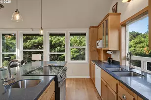 4567 Heceta St, Florence, OR 97439 - Photo 19