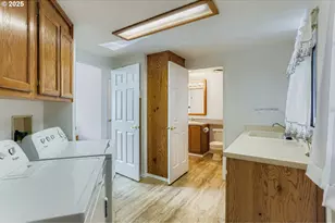 1504 Frontier Cir, Forest Grove, OR 97116 - Photo 23