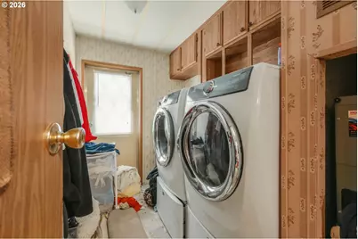 300 SE Lacreole Dr #271, Dallas, OR 97338 - Photo 17