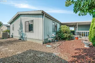300 SE Lacreole Dr, Dallas, OR 97338 - Photo 19
