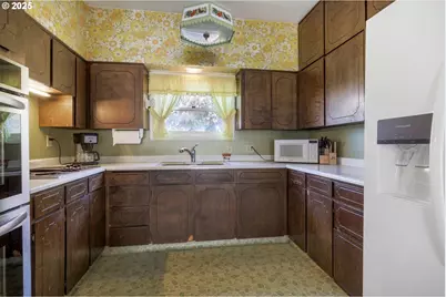 48025 NW Strohmayer Rd, Forest Grove, OR 97116 - Photo 13