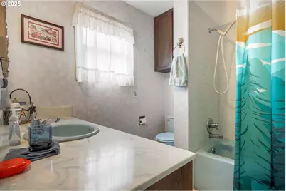 48025 NW Strohmayer Rd, Forest Grove, OR 97116 - Photo 17