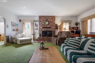 48025 NW Strohmayer Rd, Forest Grove, OR 97116 - Photo 11