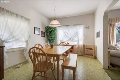 48025 NW Strohmayer Rd, Forest Grove, OR 97116 - Photo 9