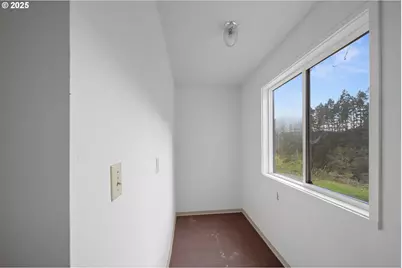 604 Thorton Oar Ln, Reedsport, OR 97467 - Photo 25