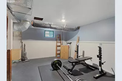 933 N Main Ave, Ridgefield, WA 98642 - Photo 31