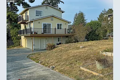 616 Pacific Ave, Brookings, OR 97415 - Photo 19