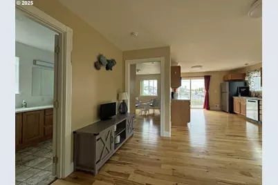 616 Pacific Ave, Brookings, OR 97415 - Photo 13