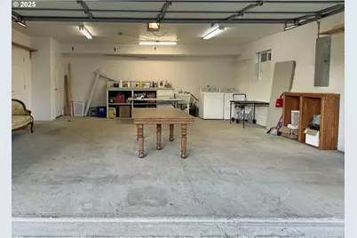 616 Pacific Ave, Brookings, OR 97415 - Photo 47