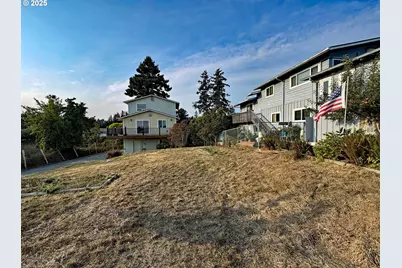 616 Pacific Ave, Brookings, OR 97415 - Photo 37