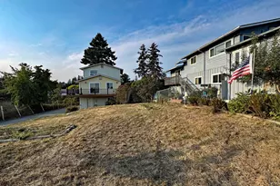 616 Pacific Ave, Brookings, OR 97415 - Photo 37