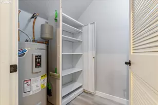 7902 NE Miriam Way, Hillsboro, OR 97006 - Photo 33