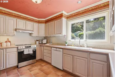 6010 S Corbett Ave, Portland, OR 97239 - Photo 9
