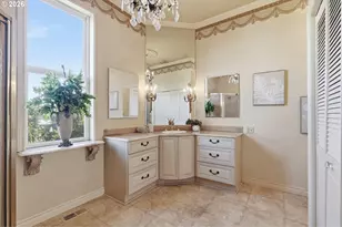 6010 S Corbett Ave, Portland, OR 97239 - Photo 23