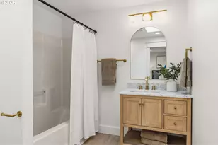 1999 Hawkins Ln, Eugene, OR 97405 - Photo 23