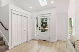 1999 Hawkins Ln, Eugene, OR 97405 - Photo 5