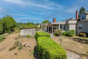 1211 Fairview St, Myrtle Point, OR 97458 - Photo 43