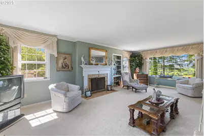 1211 Fairview St, Myrtle Point, OR 97458 - Photo 11