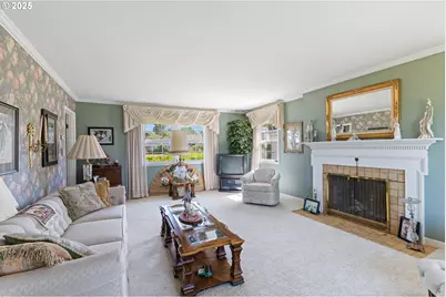 1211 Fairview St, Myrtle Point, OR 97458 - Photo 9