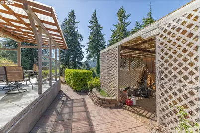 1211 Fairview St, Myrtle Point, OR 97458 - Photo 41