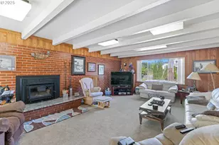 1211 Fairview St, Myrtle Point, OR 97458 - Photo 23