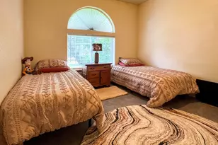 1874 SW Topaz Ln, Grants Pass, OR 97526 - Photo 17